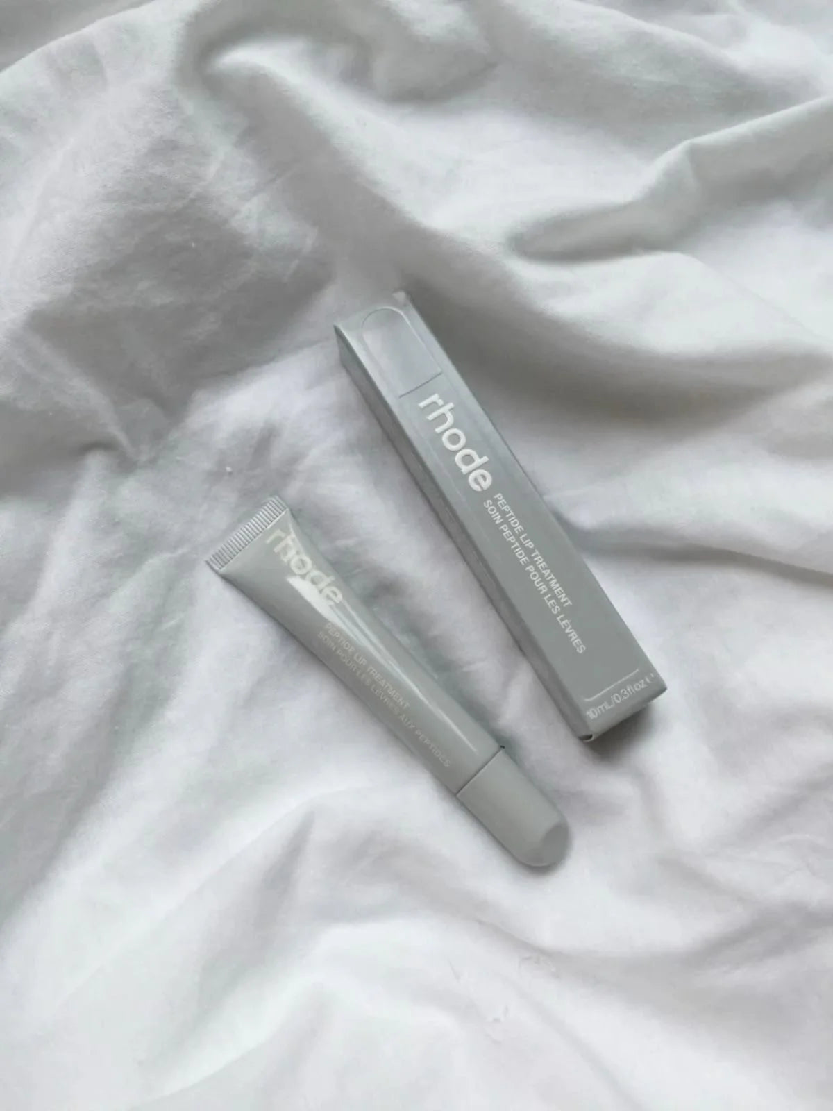 Rhode Skin – Peptide Lip Tint (Tinta y Bálsamo para Labios)